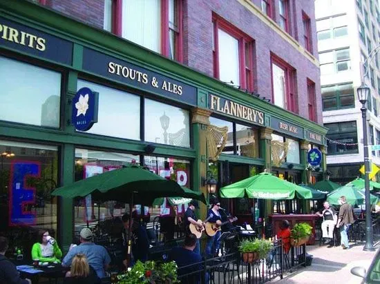 Flannery's Pub