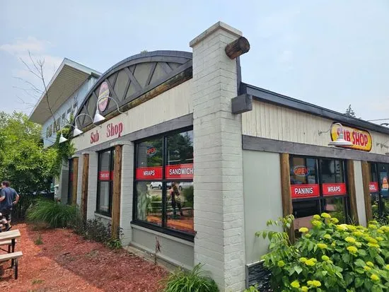 Three Oaks Sub Shop