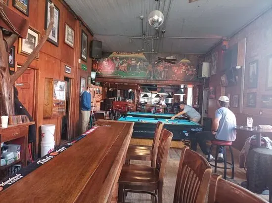 El Rancho Tavern