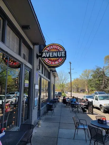 Young Avenue Deli