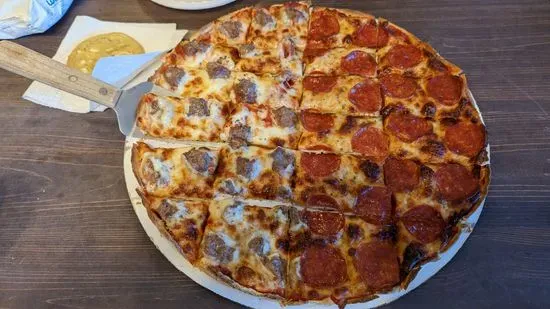 Chumly's Pizza