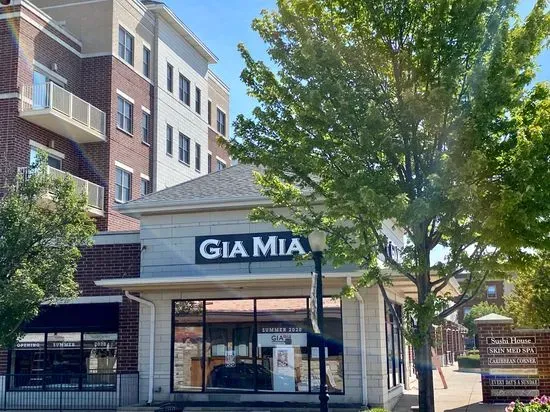 GIA MIA Downers Grove