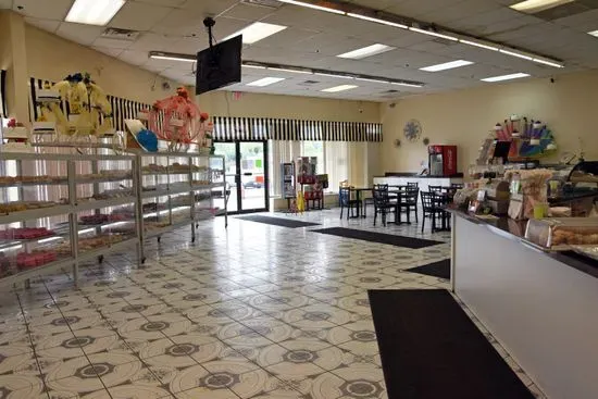 El Chicanito Bakery