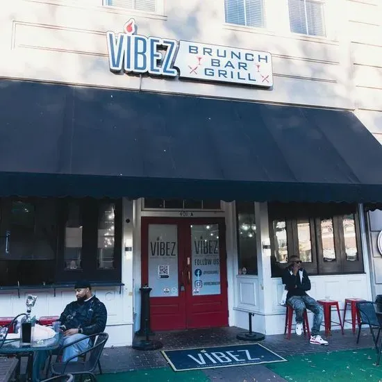 VIBEZ - Brunch, Bar, & Grill