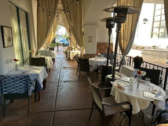 Voila French Bistro