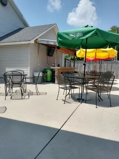 Bunkers Grill and Patio Bar