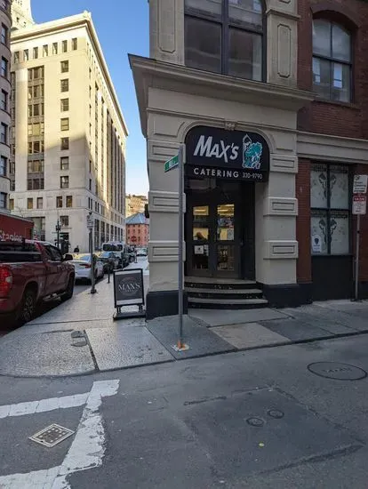 Max’s Deli Cafe