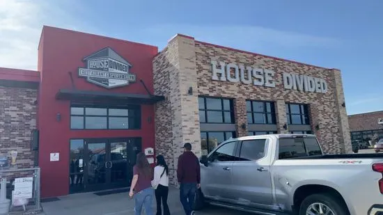 House Divided Restaurant & Sports Grill