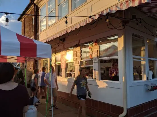 Cruze Farm Ice Cream - East Knoxville