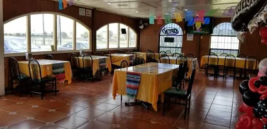 Un Taco Mas restaurant