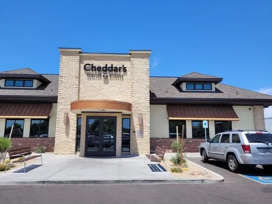 Cheddar's Scratch Kitchen