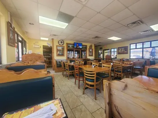 Los Pilares Mexican Restaurant