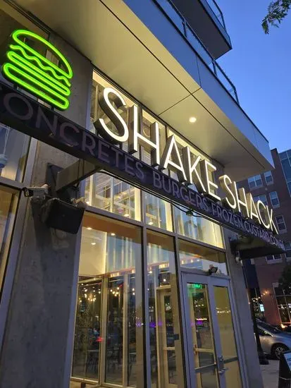 Shake Shack Downtown Indianapolis