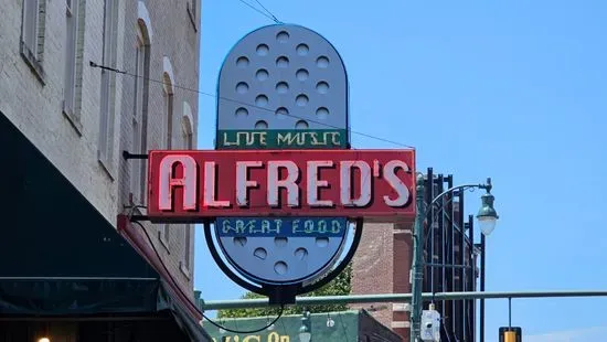 Alfred's On Beale