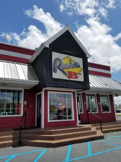 Richie B's