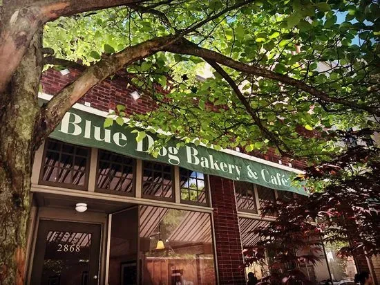 Blue Dog Bakery & Cafe