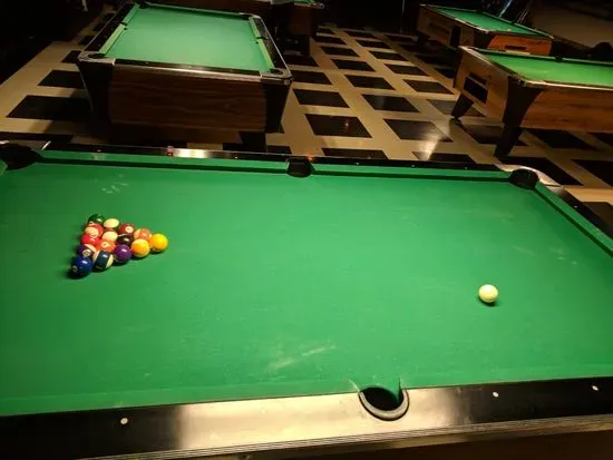 Max's Pool Hall