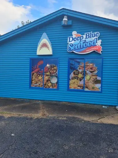 DEEP BLUE SEAFOOD Restaurant & Full BAR