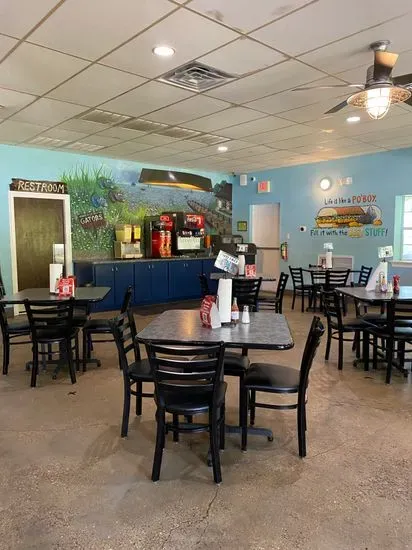 Mandeville Seafood Market & Eatery