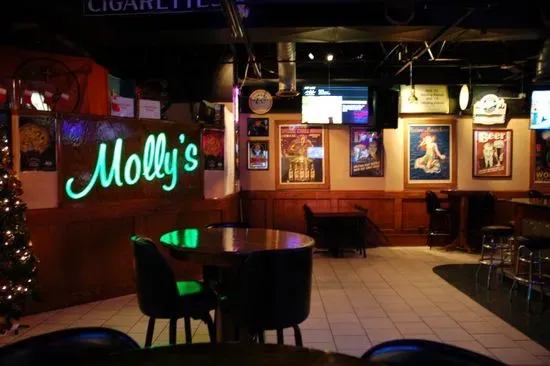 Molly's Eatery & Drinkery