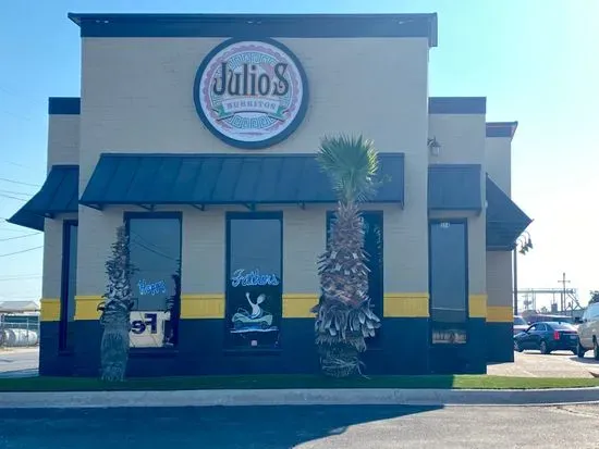 Julio's Burritos