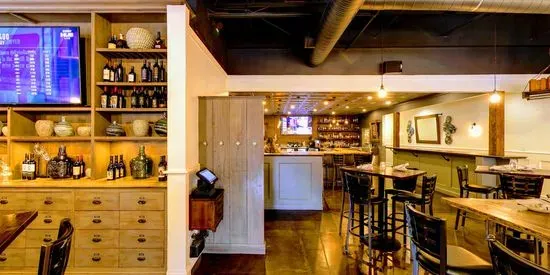 Neat Kitchen + Bar