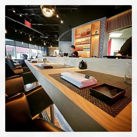 KENAKI Sushi Counter