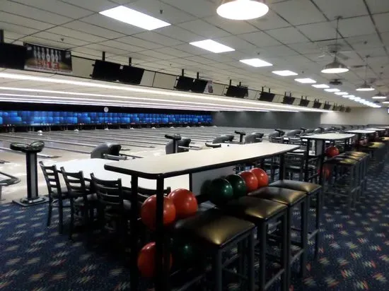 Strikers Lanes