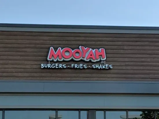 MOOYAH Burgers, Fries & Shakes