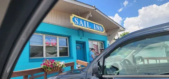 2118 Sail Inn