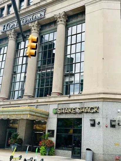 Shake Shack First National Building - Downtown Detroit