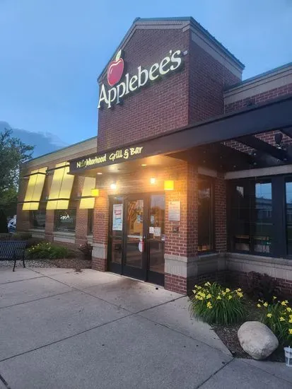 Applebee's Grill + Bar