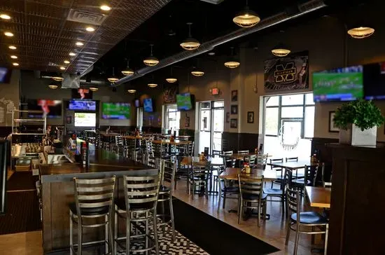 Peppino's Pizzeria & Sports Grille of Jenison