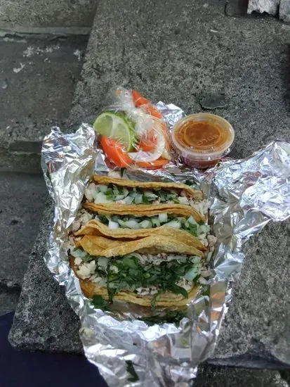 Tacos El Toro