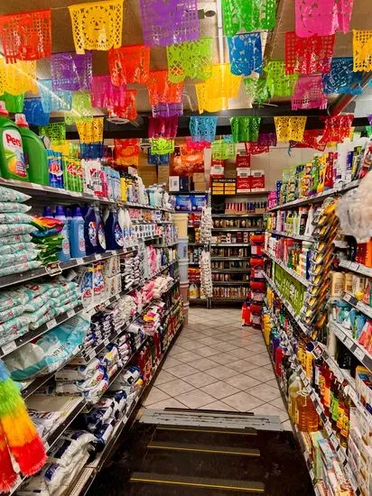 La Jalisciense Supermercado Y Taqueria