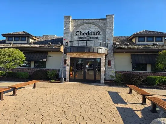 Cheddar's Scratch Kitchen