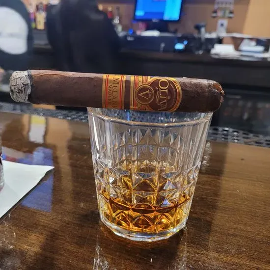 King's Cigar Lounge