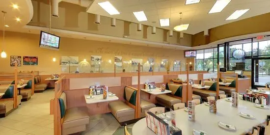 Leo's Coney Island Plymouth