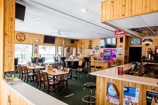 Fore Seasons Clubhouse Bar and Grill