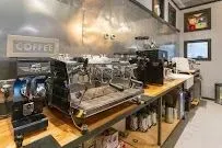 True Stone Coffee Roasters (Roasterie + Training Lab)