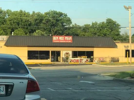 Pho & Banh Mi.Co (Previously Bun Mee Phan)