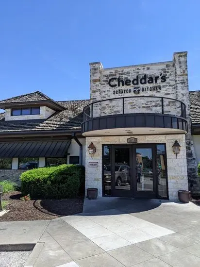 Cheddar's Scratch Kitchen