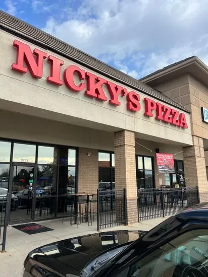 Nicky's Pizza