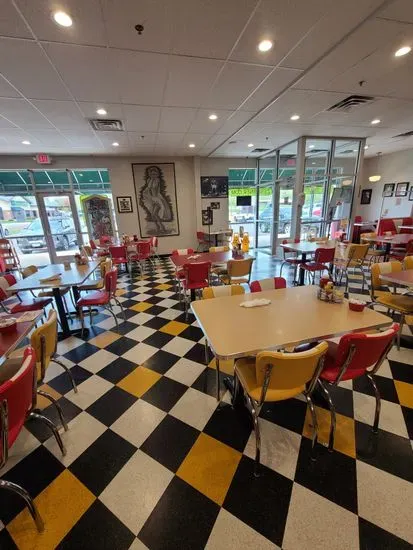 Ze's Diner Prior Lake