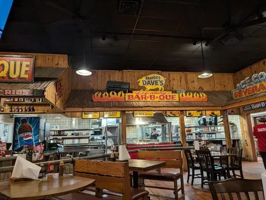 Famous Dave's Bar-B-Que