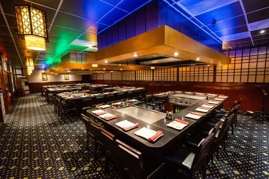 Fuji Sushi & Steakhouse