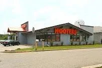 Hooters