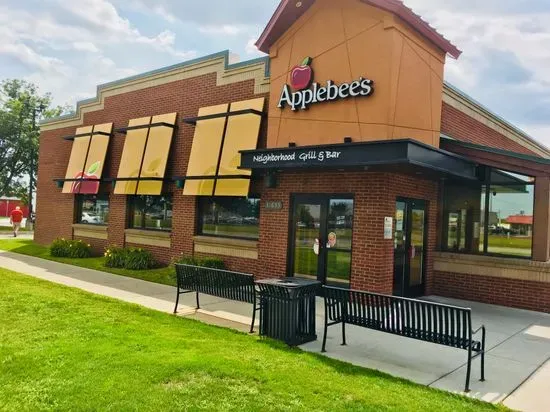 Applebee's Grill + Bar