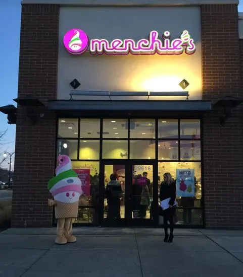 Menchie's Livonia common