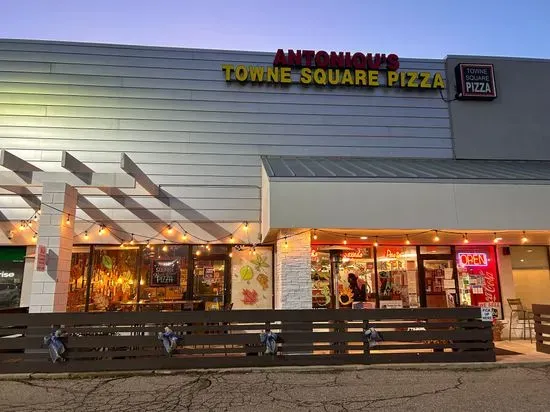 Antoniou's Towne Square Pizza